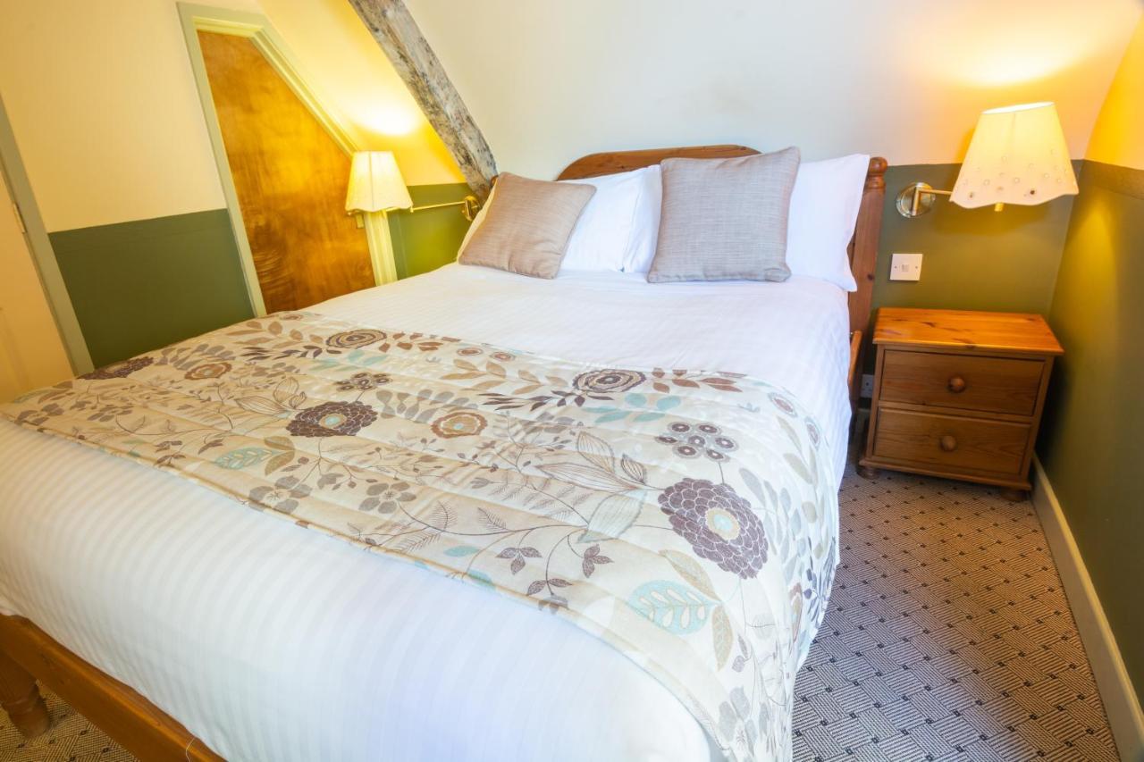 The Half Moon Inn And Country Lodge Yeovil Esterno foto